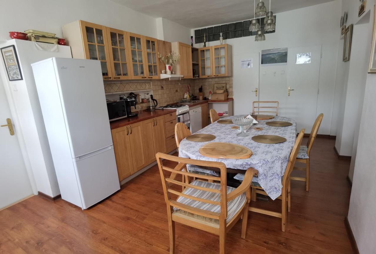 U Cerneho Orla Apartment Vidnava Екстериор снимка